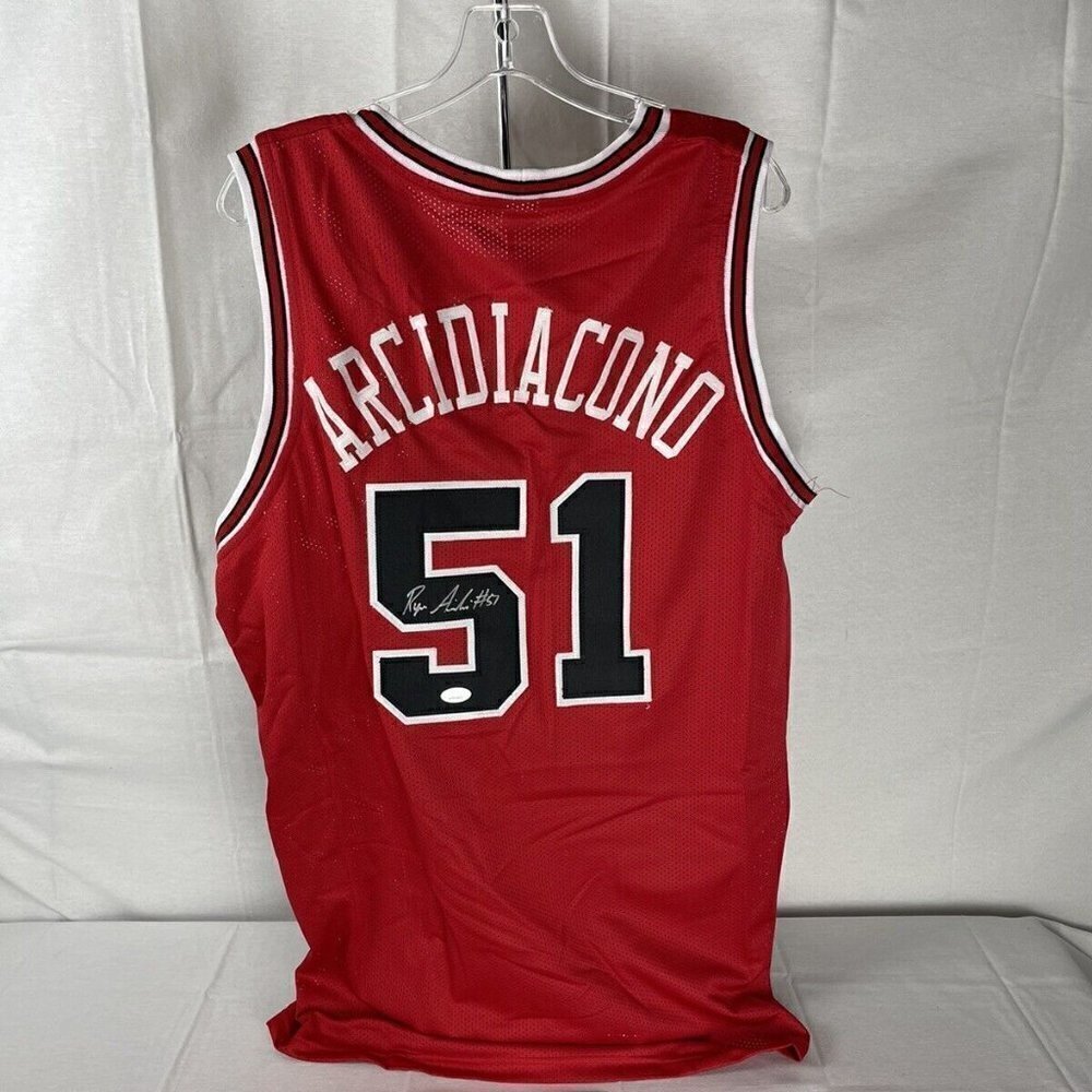 Ryan Arcidiacono autographed signed Chicago Bulls Custom jersey JSA COS